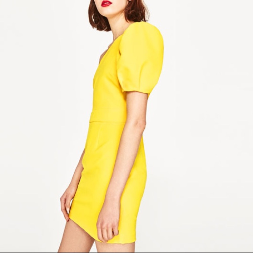 Zara yellow dress with asymmetric sleeves_2