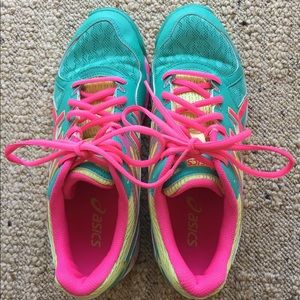 Asics 8.5 women's running shoes