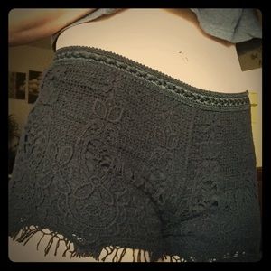 PRETTY LITTLE LIARS- from WB wardrobe- Aria ❤️