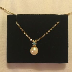 Pearl sapphire gold aqua blue Avon necklace 💎 gem