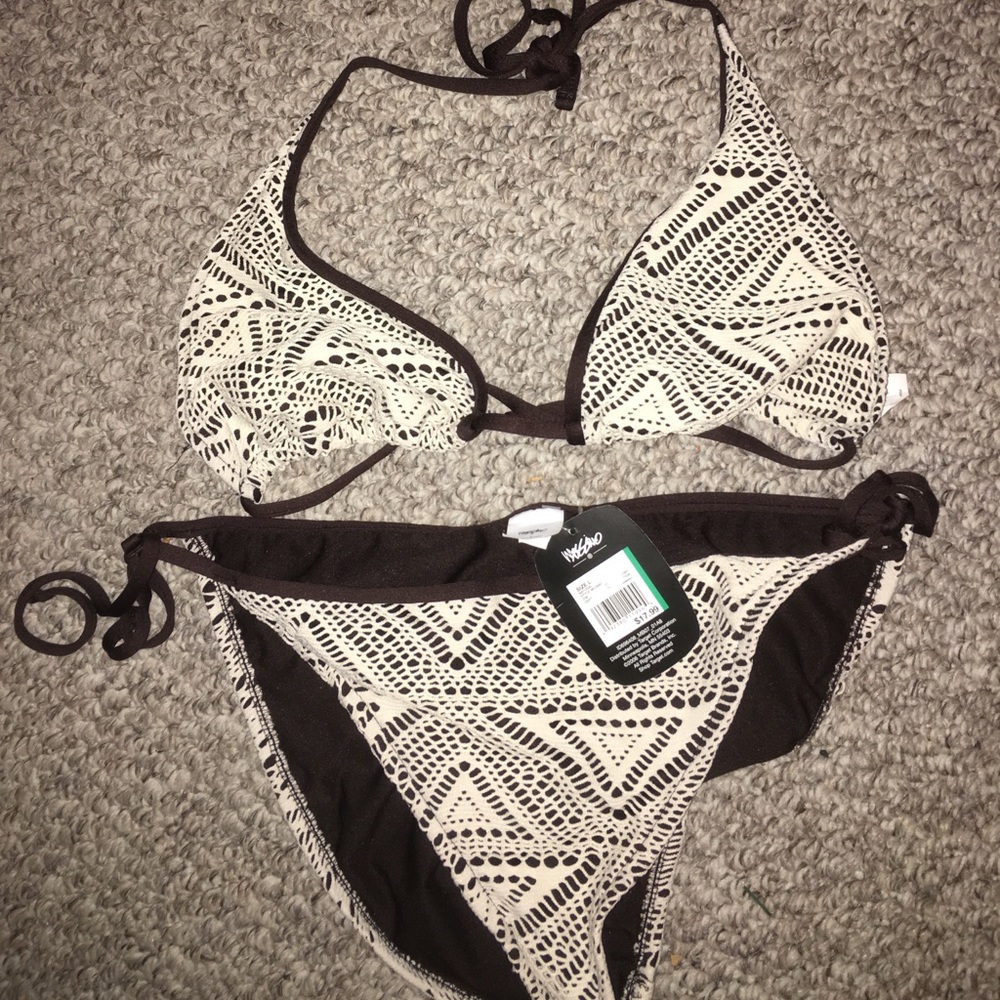 Mossimo bikini size L