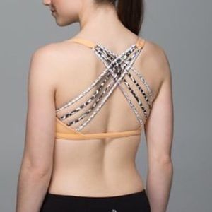 Lululemon Free To Be Wild Bra 10