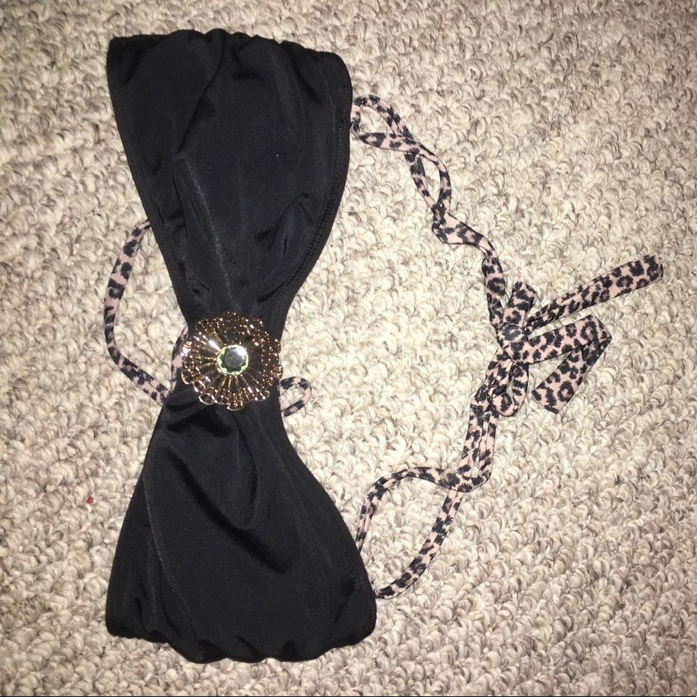 Black Bikini Top with Cheetah Detail Size L