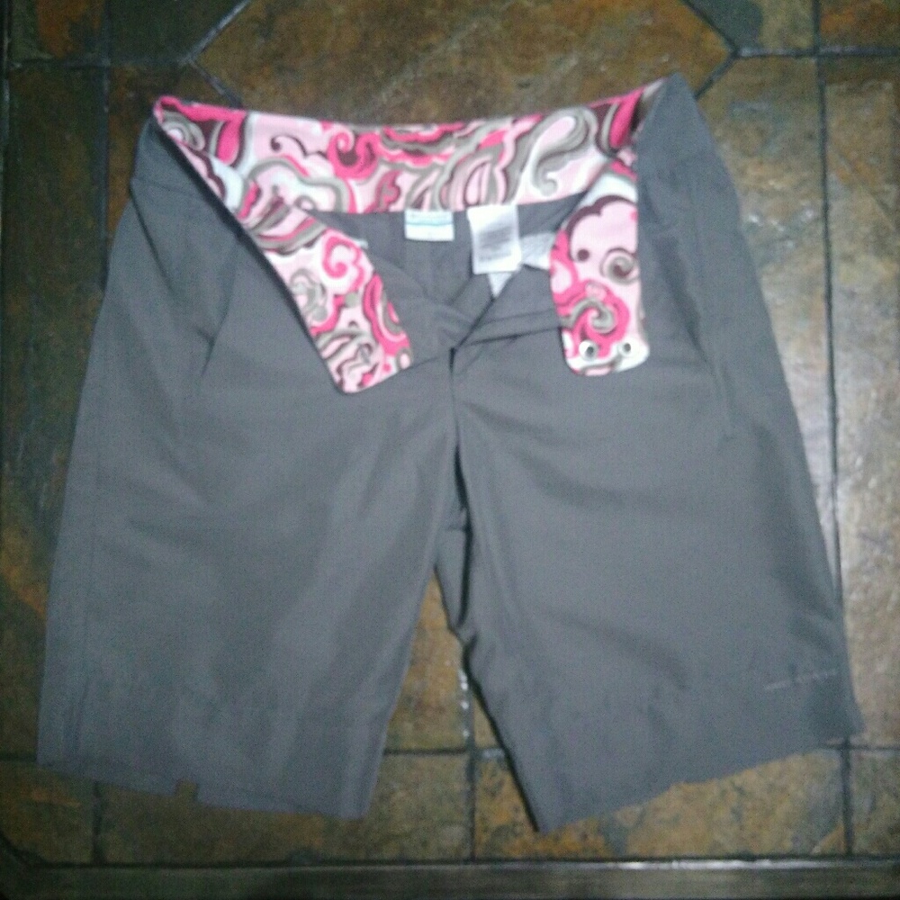 Women's Columbia Omni Shade Bermuda Shorts 10L 11W