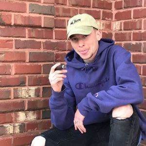 Meet your Posher, Josh