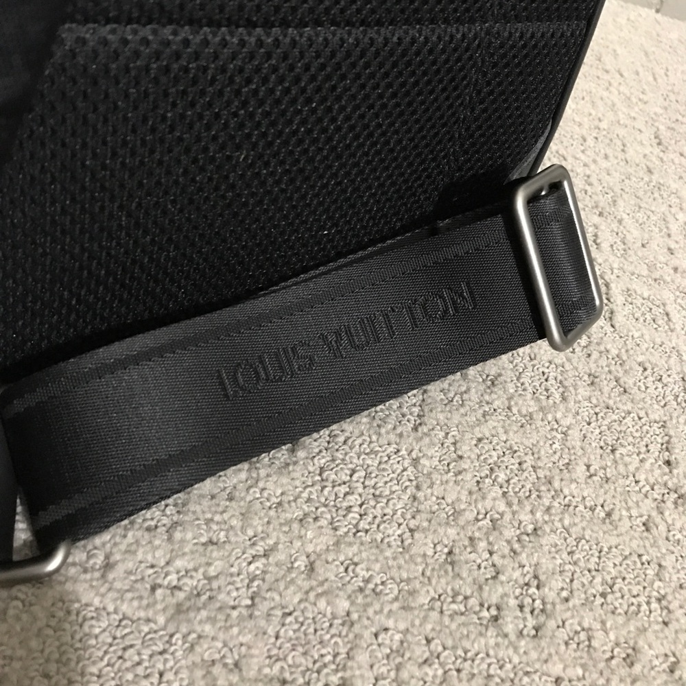 Louis Vuitton Backback (Michael N41330) - Picture 7 of 8
