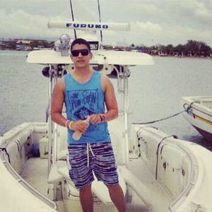 Meet your Posher, Carlos