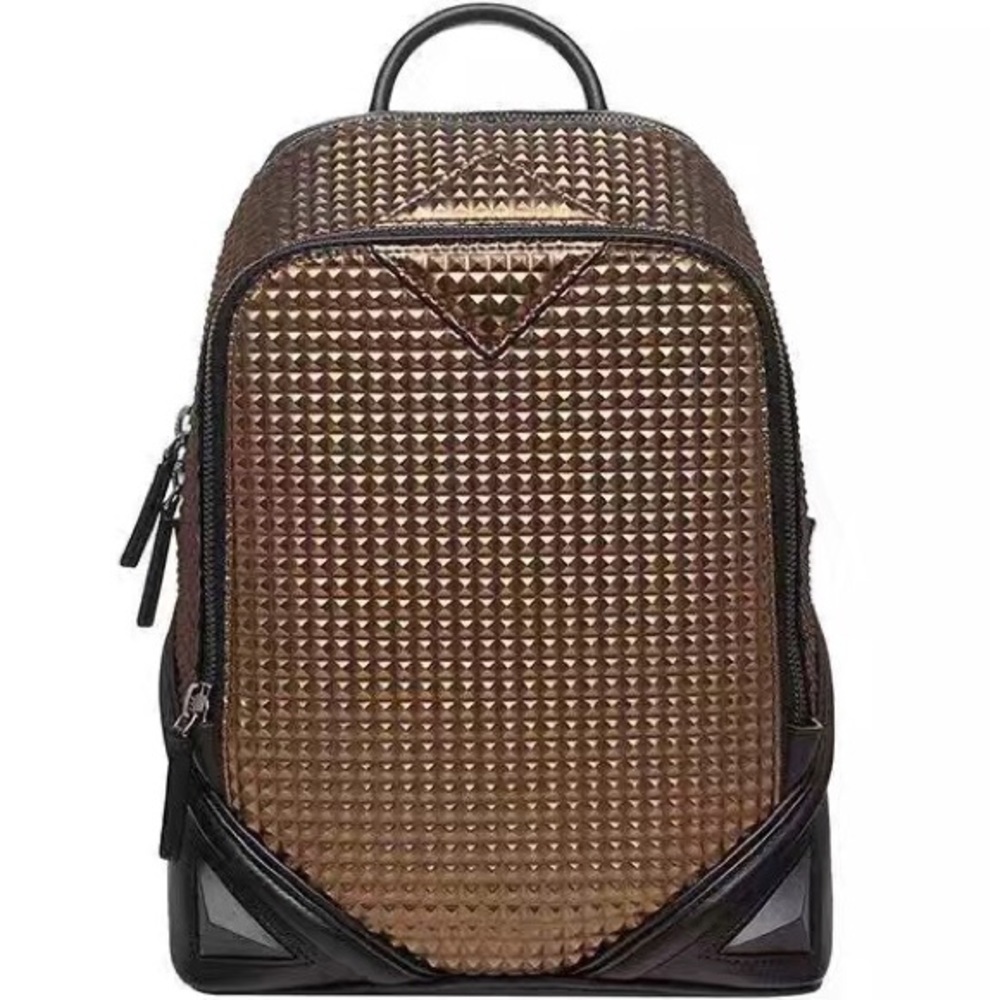MCM Backpack, never use it , it's 100% new bag.