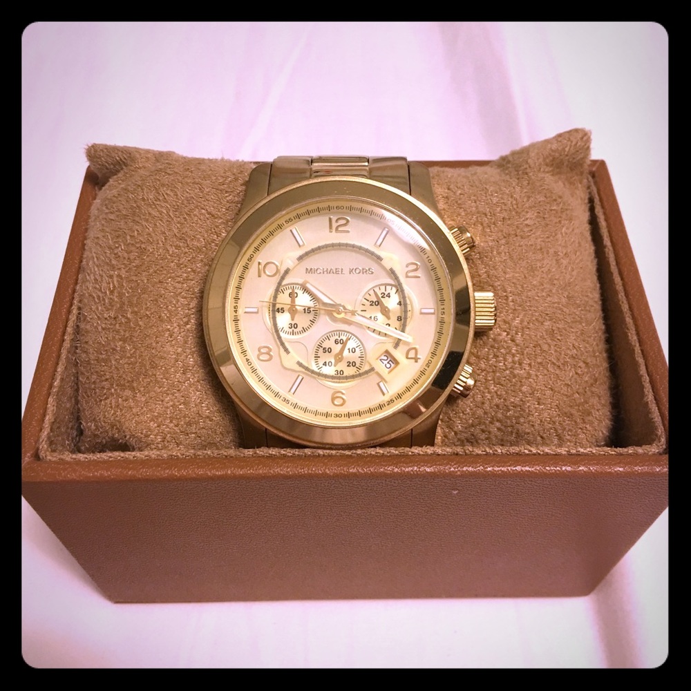 🚻 MICHAEL KORS Chronograph Watch