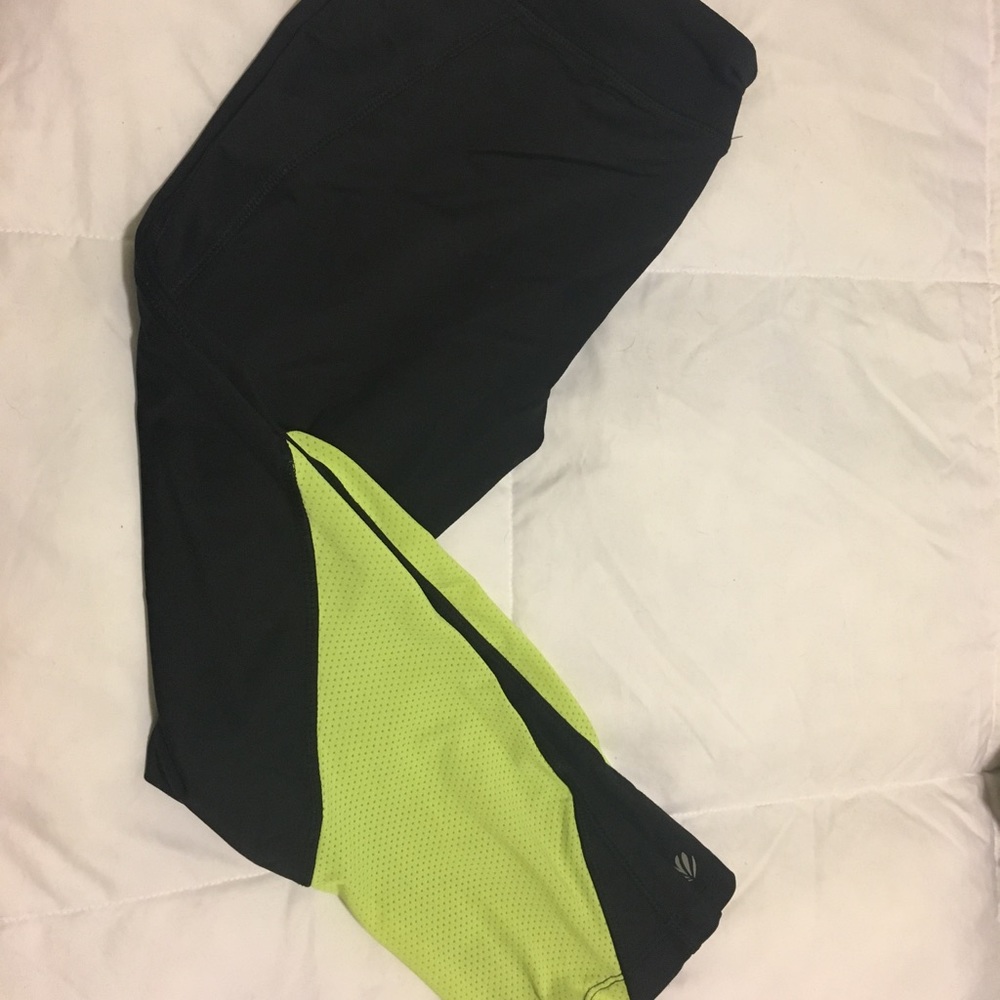 Workout Capri leggings