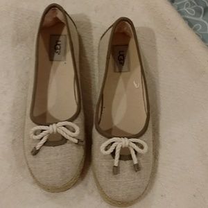 Linen ballet flats by ugg, new never worn, size 9