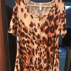 Lularoe perfect tee