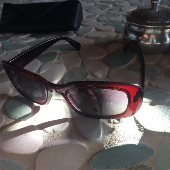 Ray Bans with Case - Picture 3 of 5