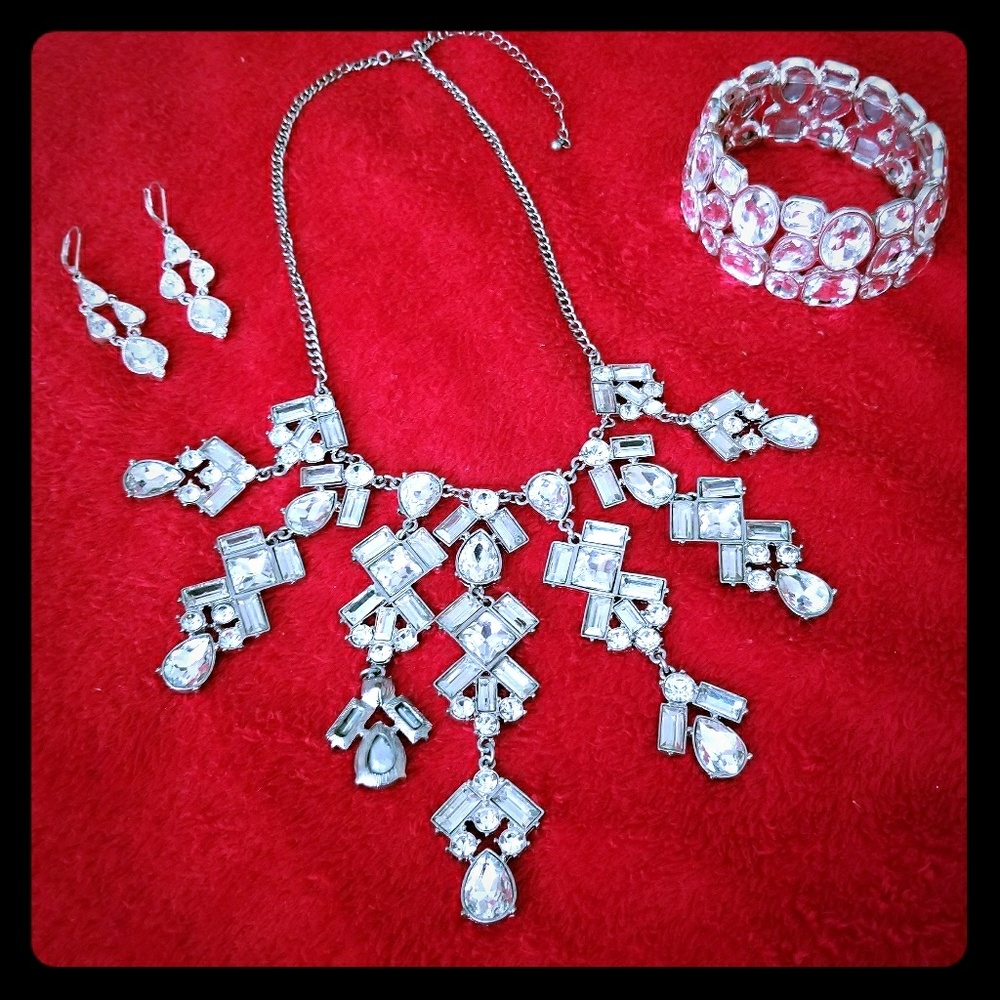 Rhinestone jewelery set