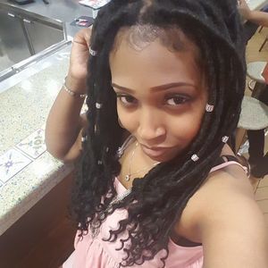 Meet your Posher, Diamond