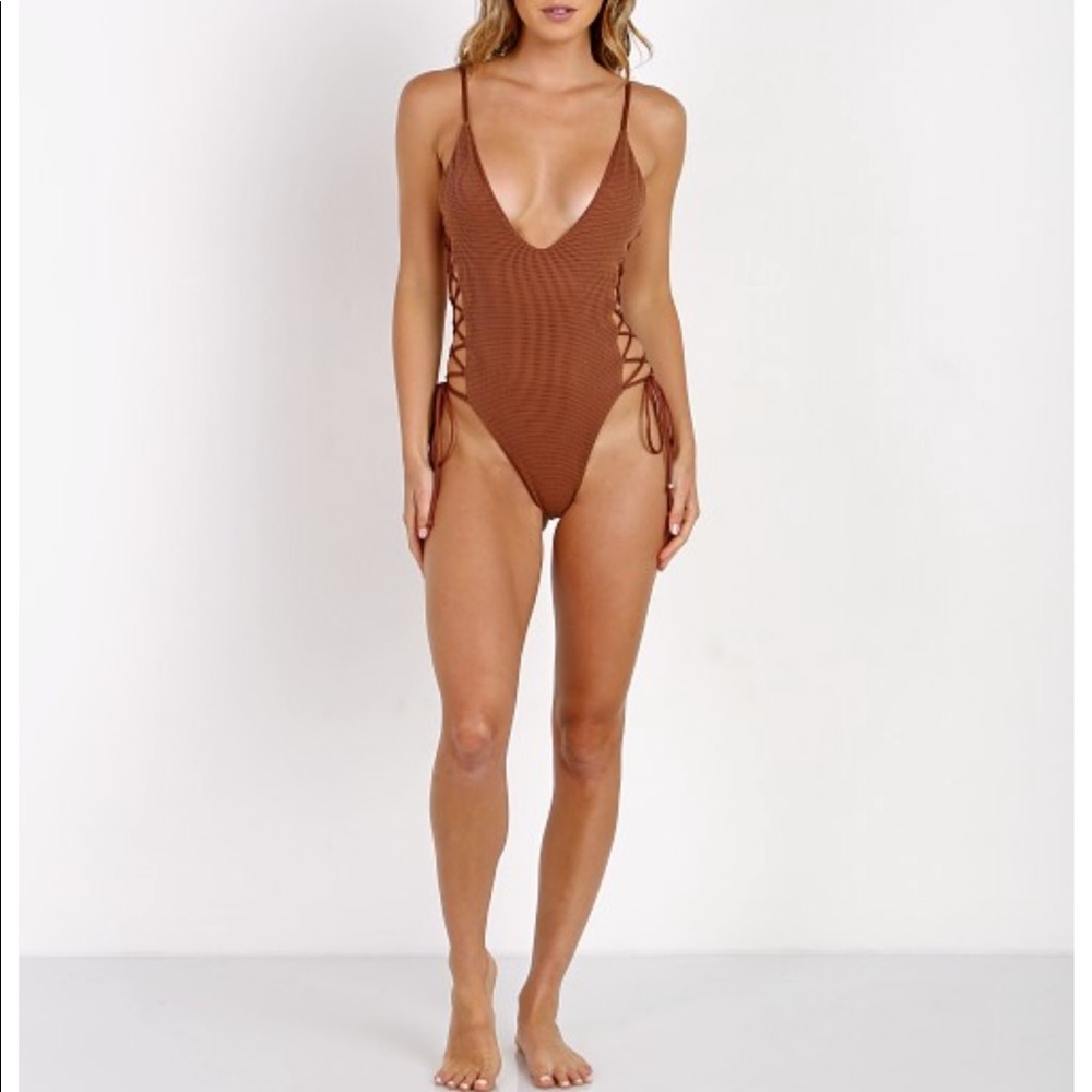 Blue life roped up one piece bronze