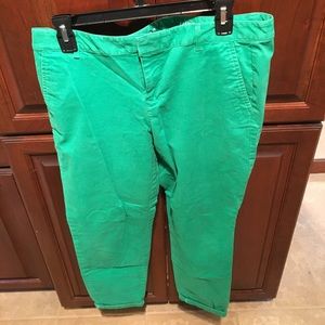 Kelly green gap khakis