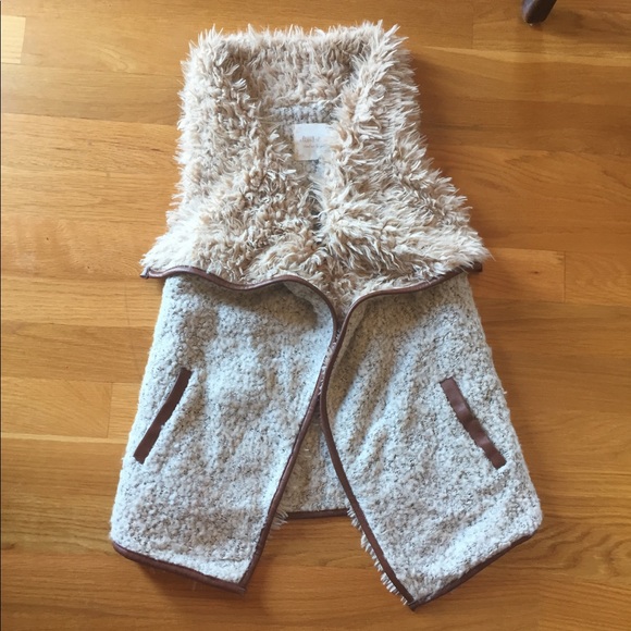 Altar'd State Jackets & Blazers - Altar'd State fur vest