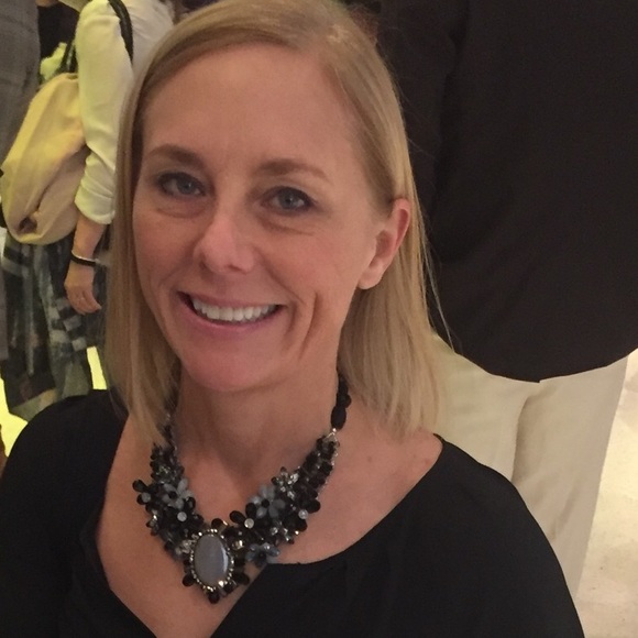 Meet your Posher, Anne - Picture 1 of 1