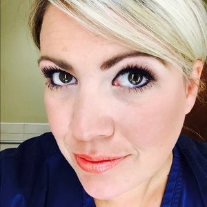 Meet your Posher, Suzanne