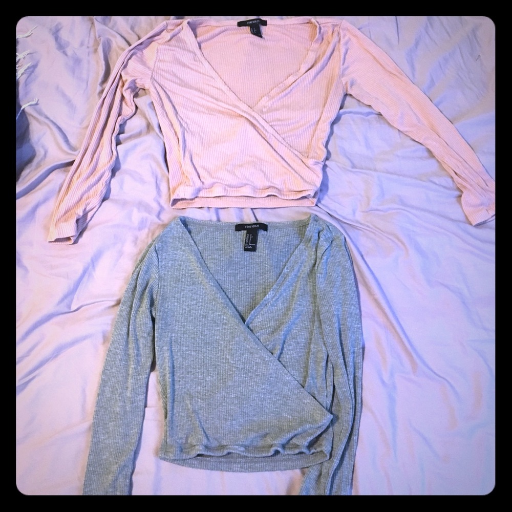 Crossbody crop tops in baby pink and gray
