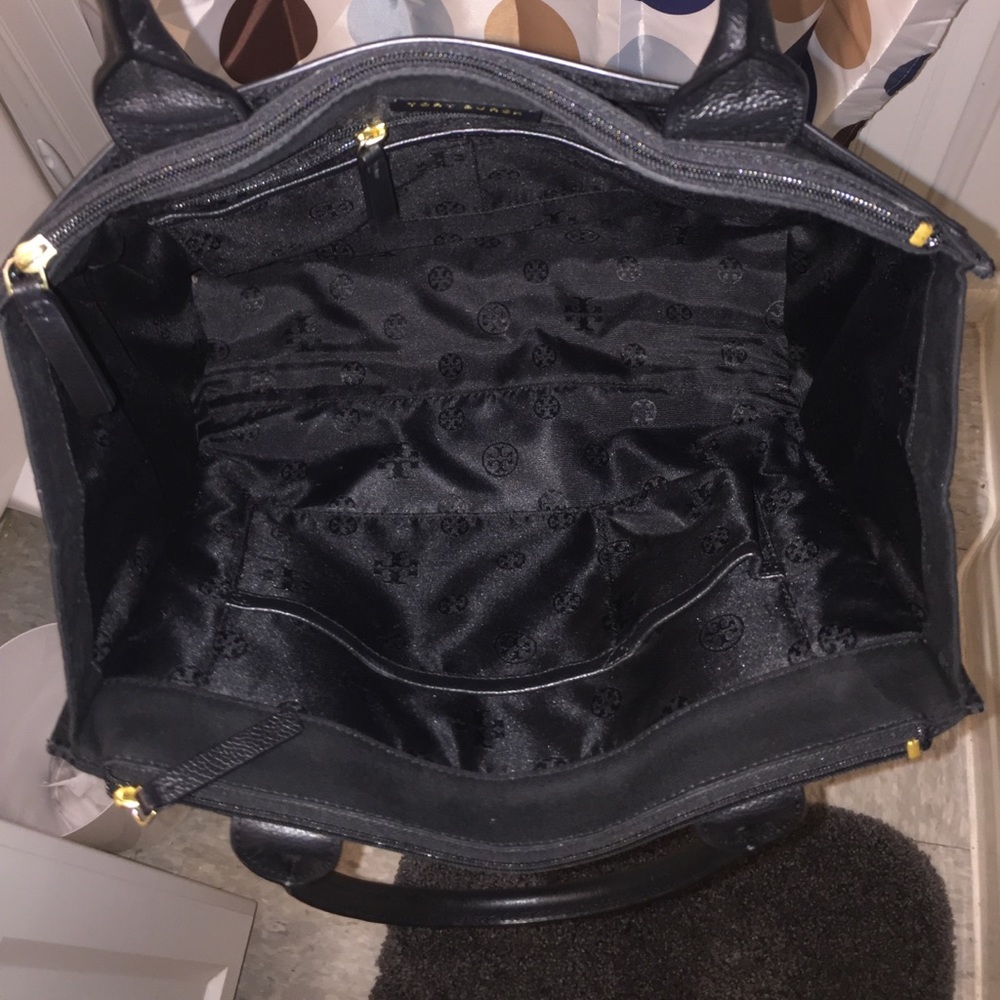 🎉PRICE DROP!! 🎉Tory Burch Purse! 😍 - Picture 5 of 8