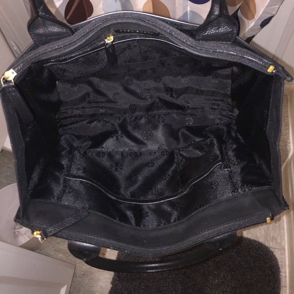 🎉PRICE DROP!! 🎉Tory Burch Purse! 😍 - Picture 5 of 8