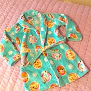 Disney Frozen Olaf bathrobe.