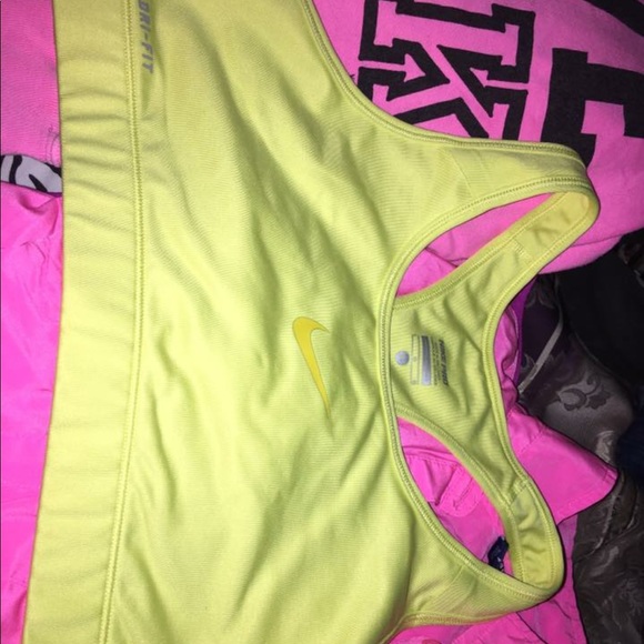 Woman's Nike Dri Fit Sports Bra - Picture 1 of 1