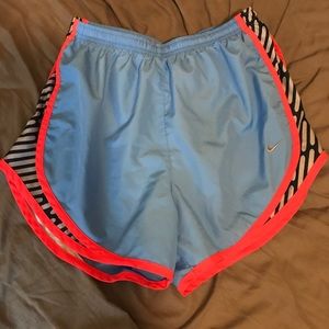 Nike Tempo running shorts with Pattern