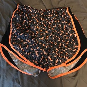 Nike Tempo running shorts with Pattern