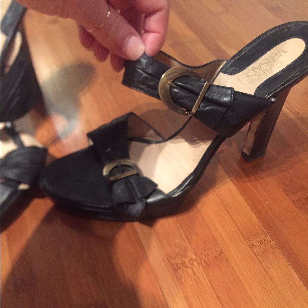 Gianni Versace heels in black straps