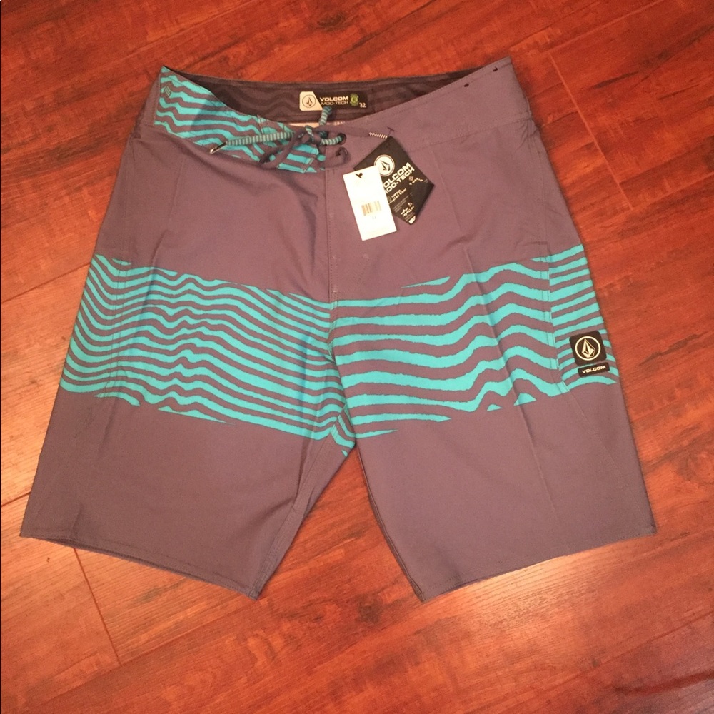 Volcom Swim trunks men's