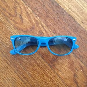 Baby Blue Smaller Frame Ray Bans - Authentic