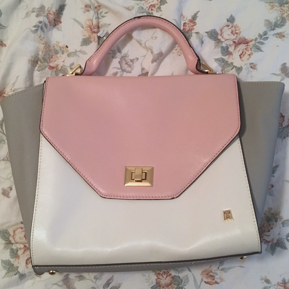 NWOT -- BEAUTIFUL Antonio Melani satchel