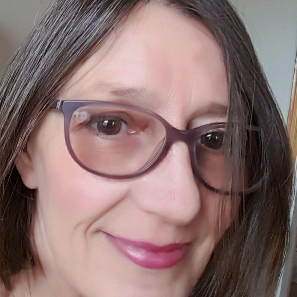 Meet your Posher, Carol