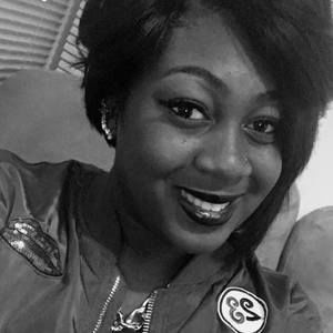 Meet your Posher, Monae