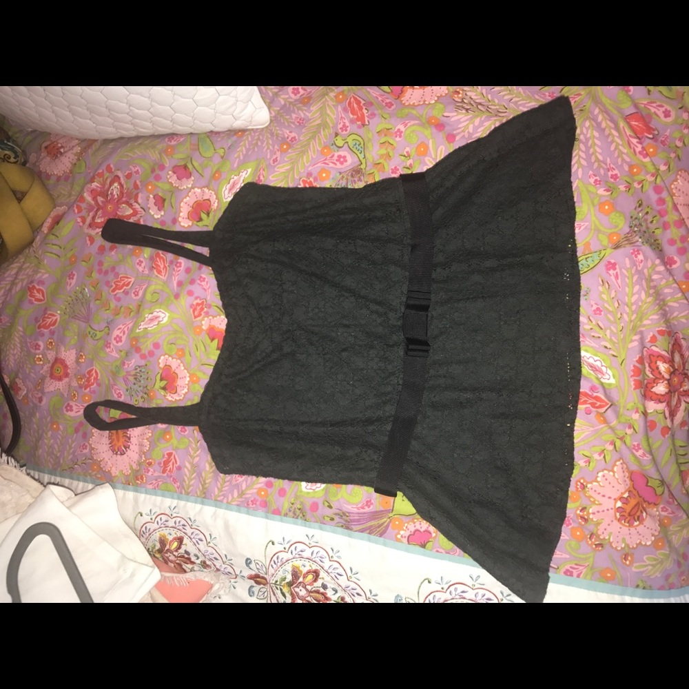 Aerie black lace peplum top w straps