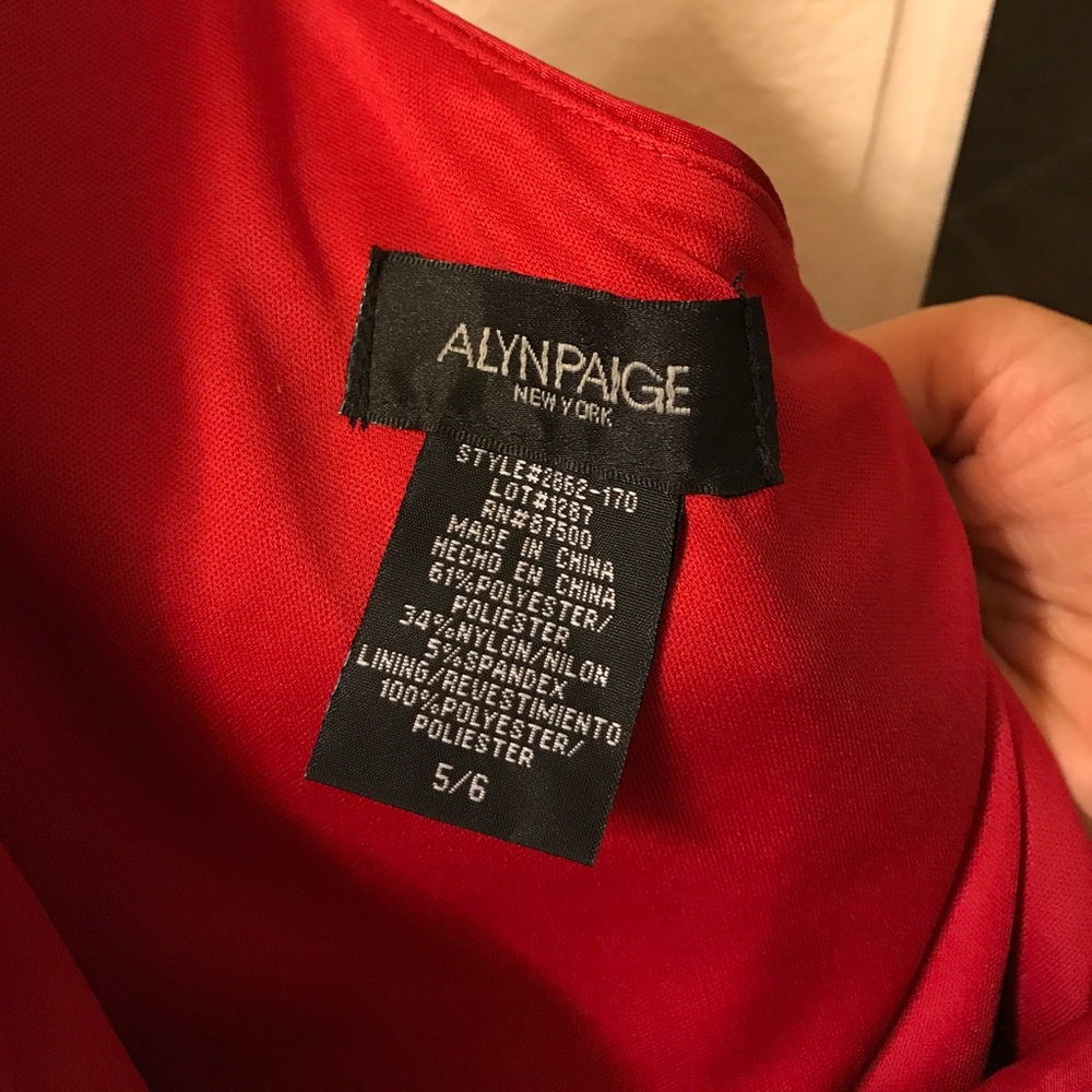 Black and red cocktail dress - Picture 3 of 4