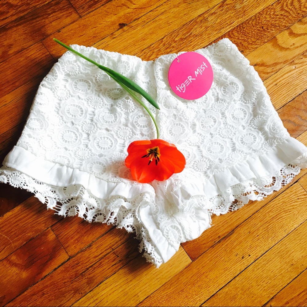 Tiger Mist Crochet Shorts