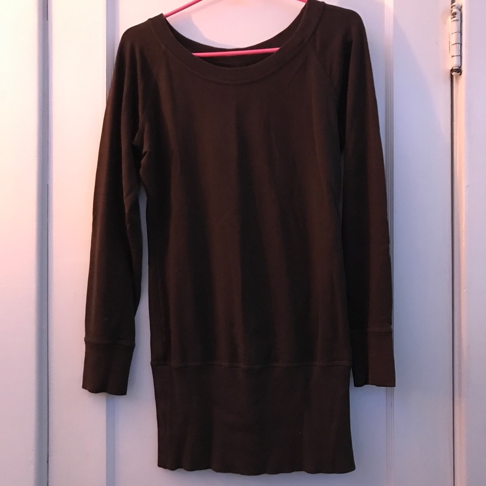 Women's Long Slim fitting Sweater (M)