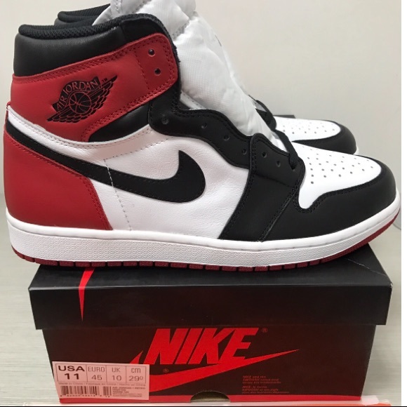 Retro Jordan 1s - Picture 2 of 4