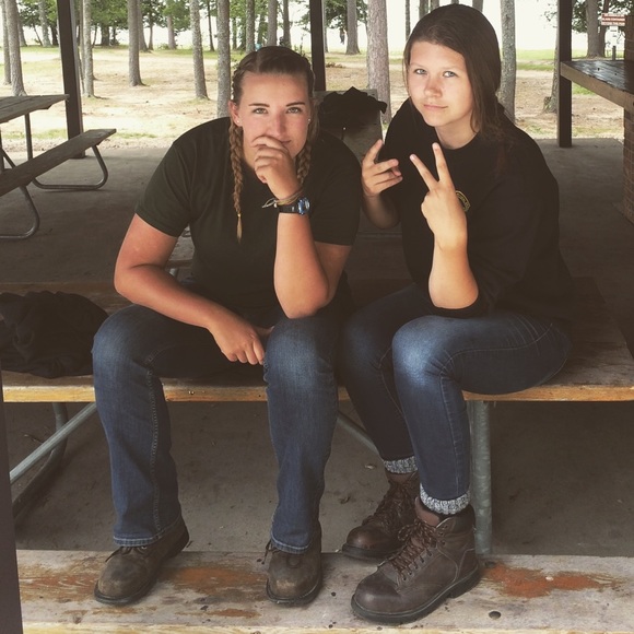 Meet your Posher, Hailey - Picture 3 of 5