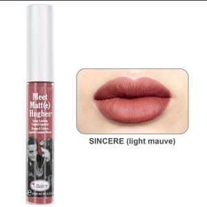 Meet Matt(e) Hughes Liquid lipstick SINCERE 💄