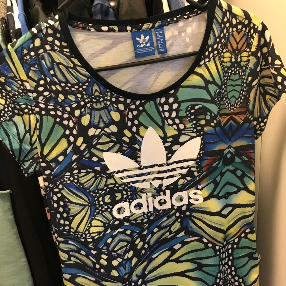 adidas originals women T-shirt