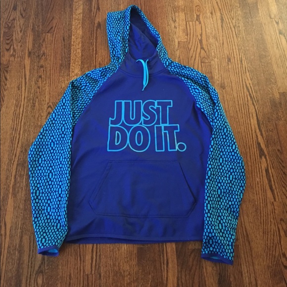 Nike Sweaters - Nike Therma-Fit Sweatshirt