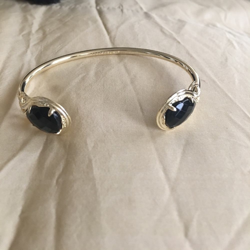 Kendra Scott onyx bracelet