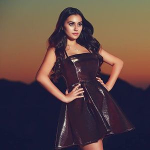 Meet your Posher, Astrik