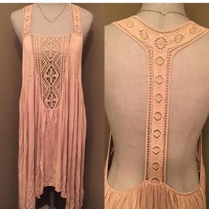 🎉Show stopping T back dress!