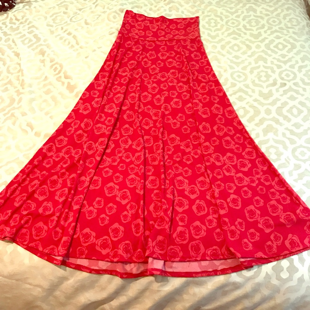 LuLaRoe Maxi - MAKE OFFER!